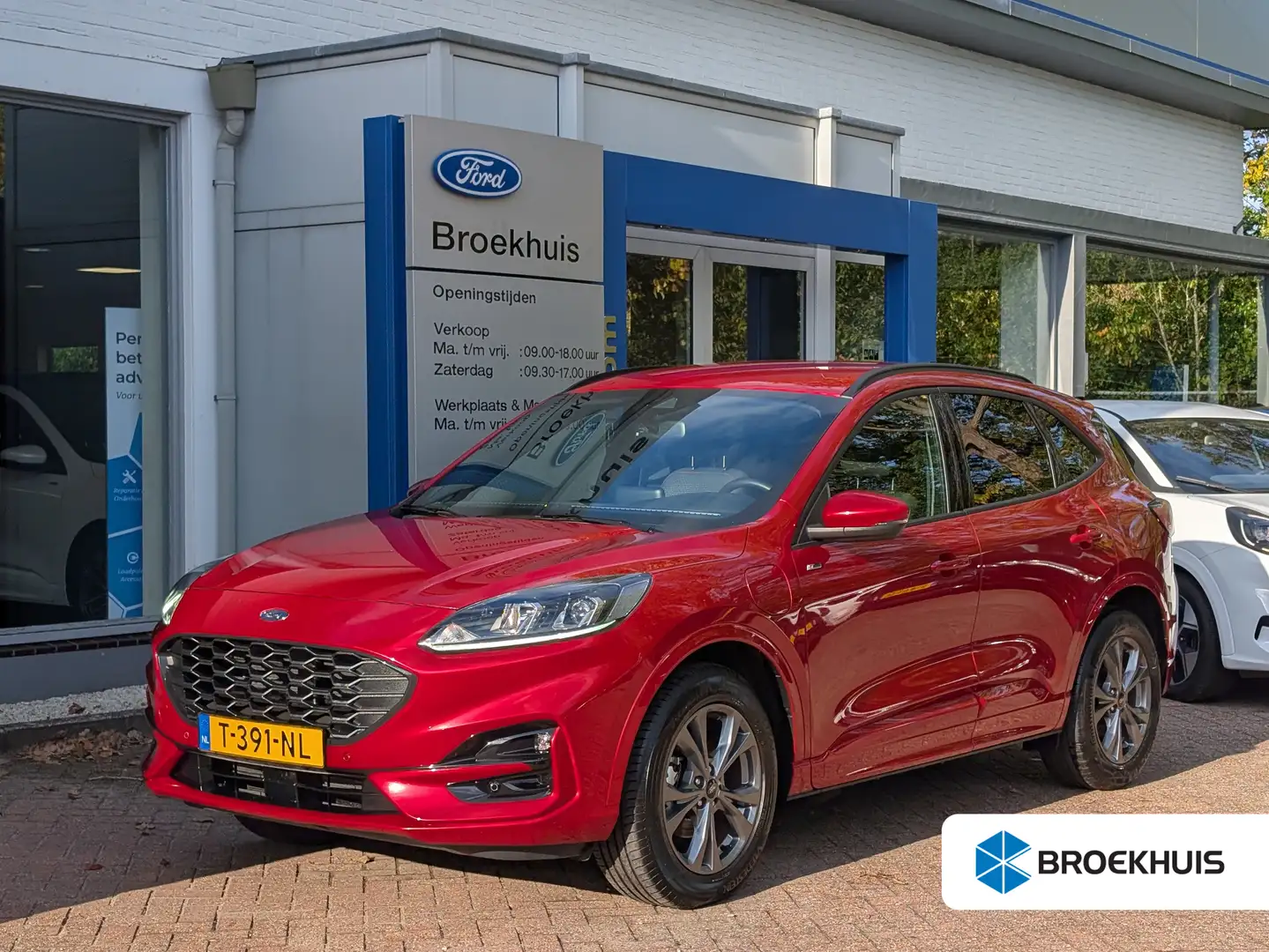 Ford Kuga 2.5 PHEV ST-Line 225pk | Winter Pack | Carplay | C Rood - 1