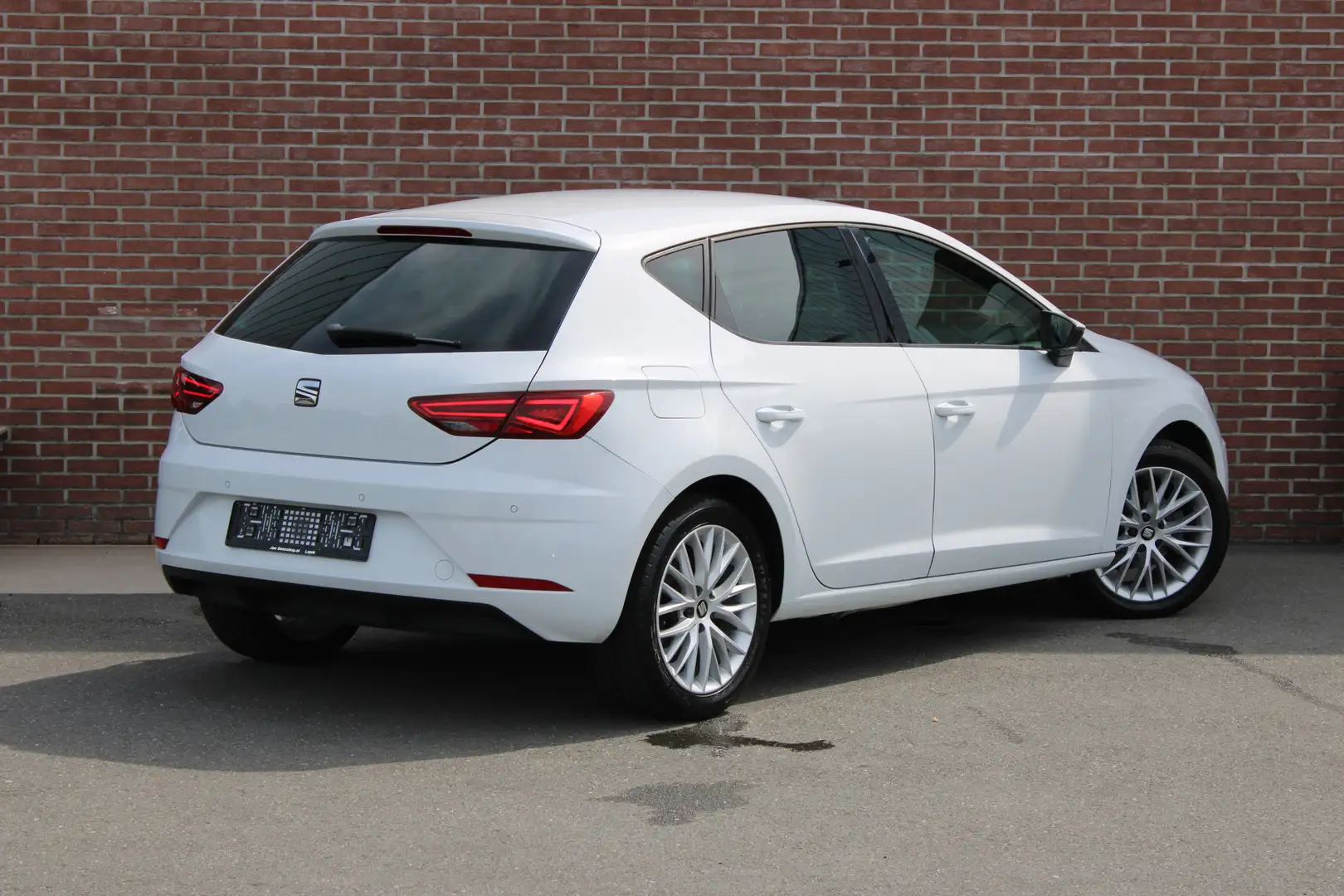SEAT Leon 1.0 TSI 116PK Style |CARPLAY|17-INCH|CRUISE-CONTRO Alb - 2
