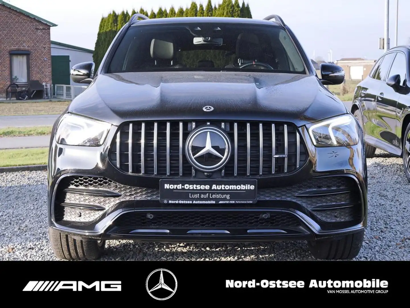Mercedes-Benz GLE 53 AMG 4M+ KAMERA DISTRO PANO AHK SHZ NIGHT Schwarz - 2
