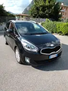 kia carens 180000km