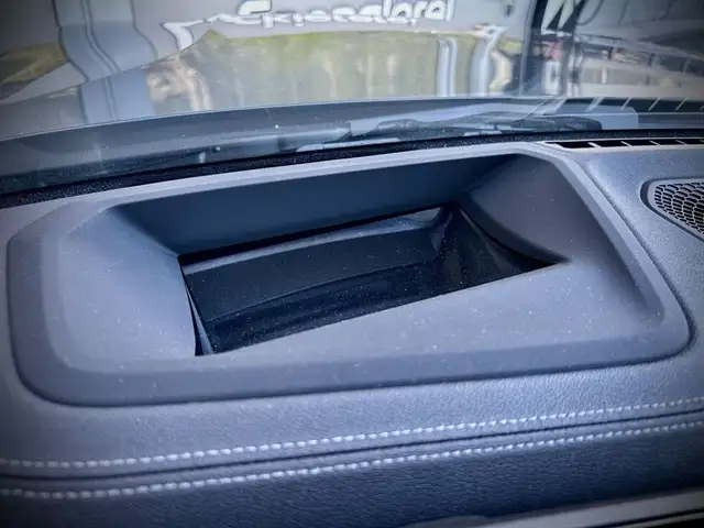 BMW 330 d xDrive ''KW-Gewinde-20-Zoll'' Ansicht 14