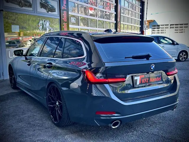 BMW 330 d xDrive ''KW-Gewinde-20-Zoll'' Ansicht 4