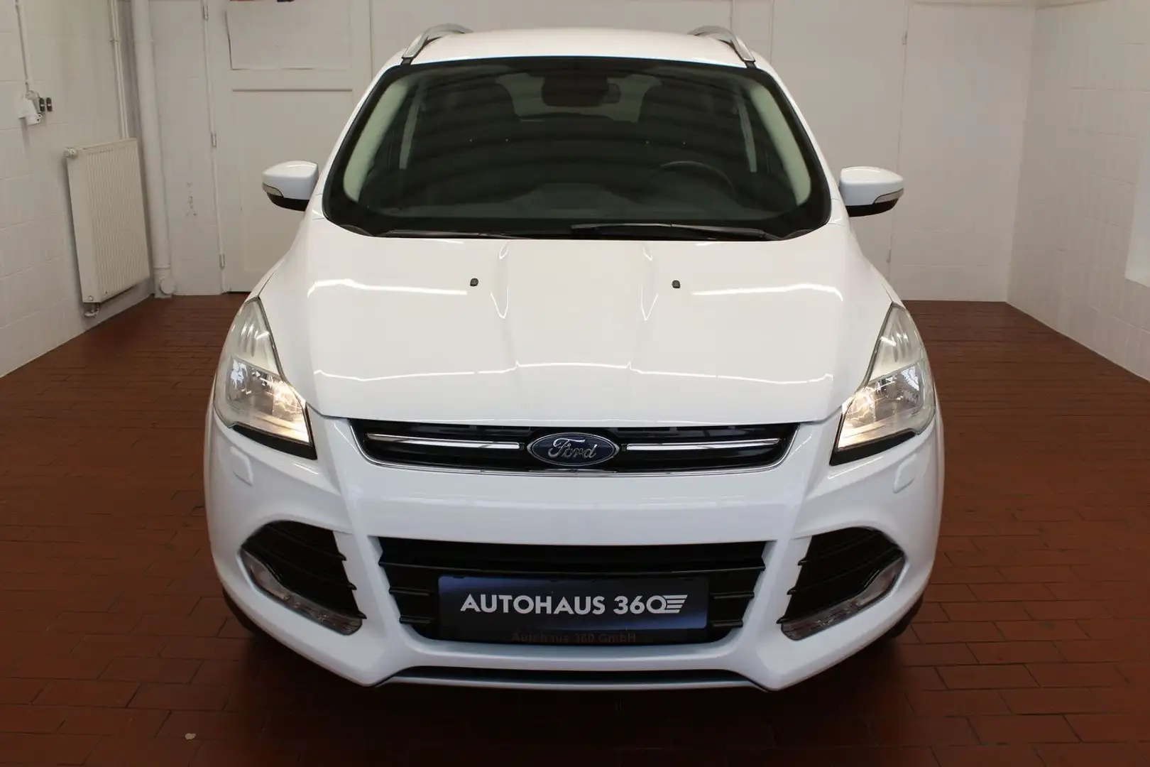Ford Kuga Titanium Automatik RFK Keyless Weiß - 2