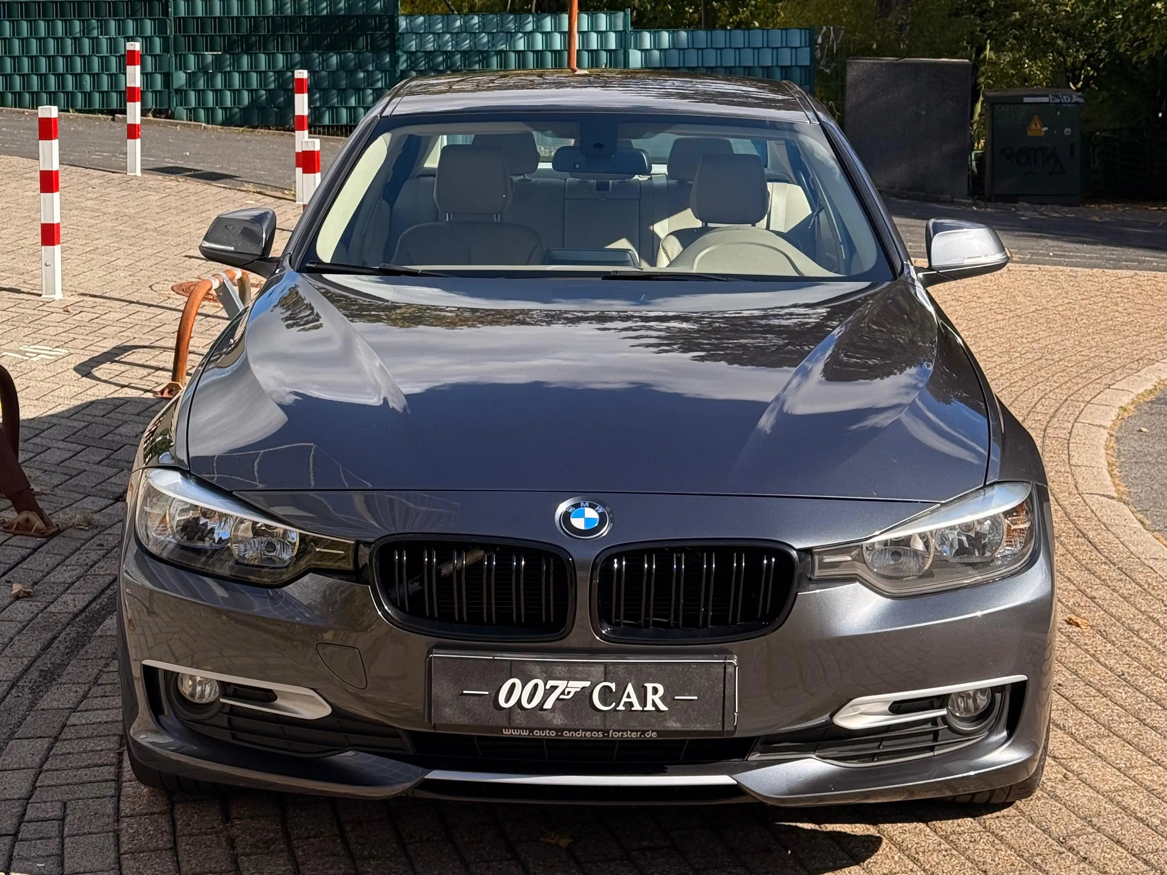 BMW 318 318 d — photo 2