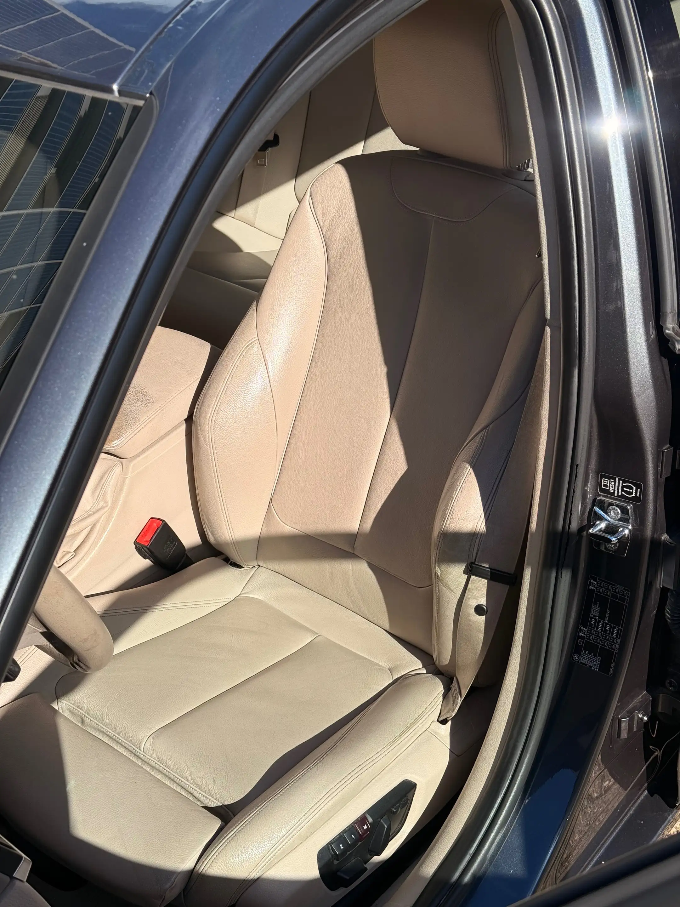 BMW 318 318 d — photo 15