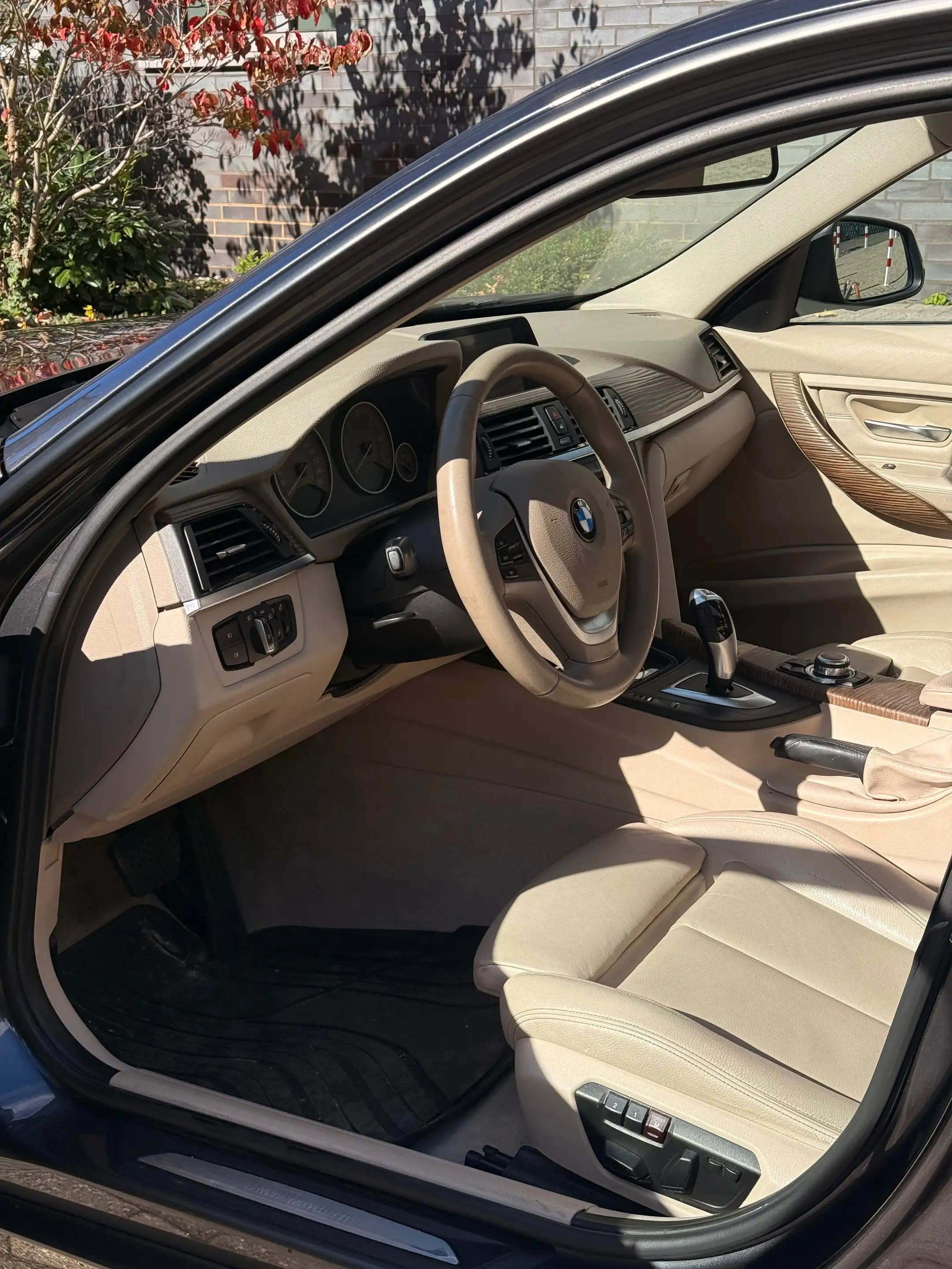 BMW 318 318 d — photo 9
