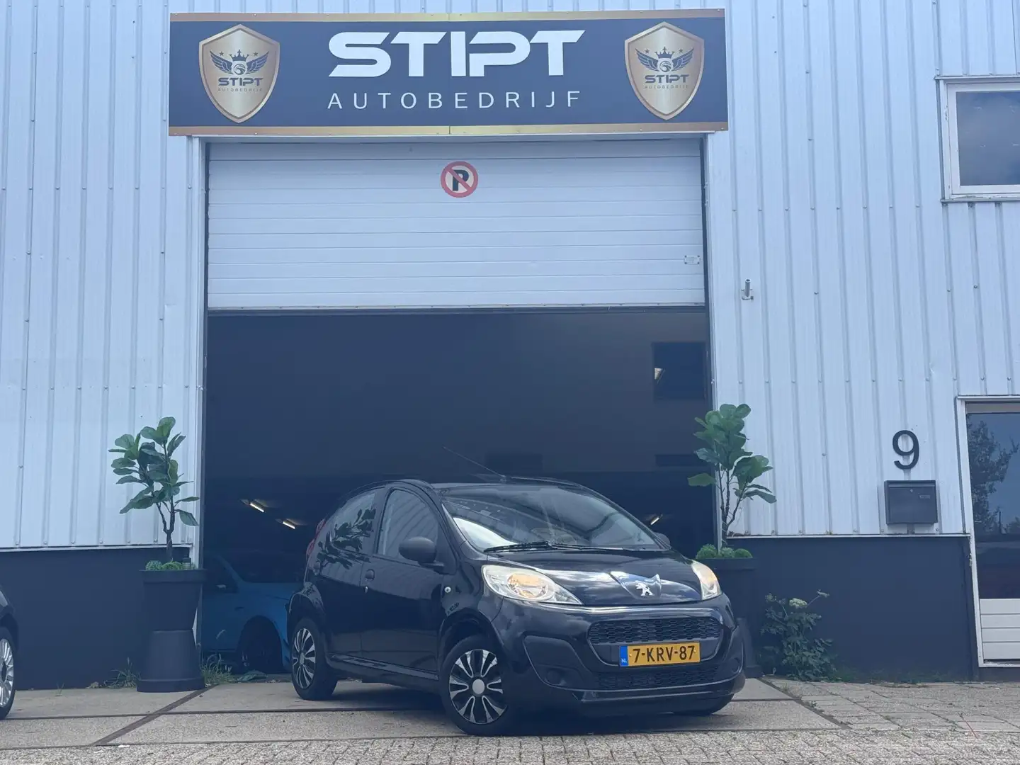 Peugeot 107 1.0 Access Accent Negru - 2