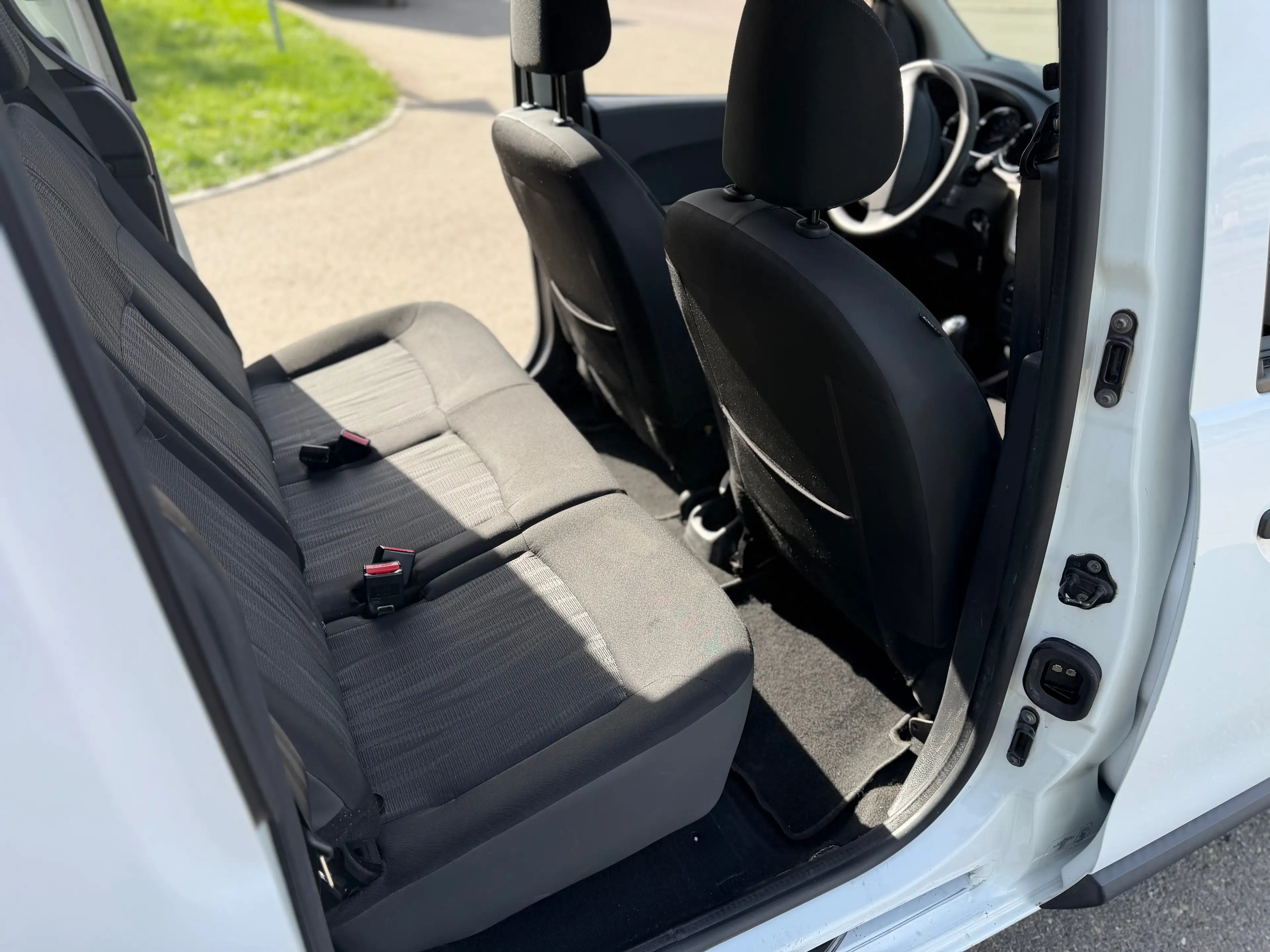 Dacia Dokker dCi 90 Klima | EUR5 | PDC | TÜV 08/2028 — photo 3