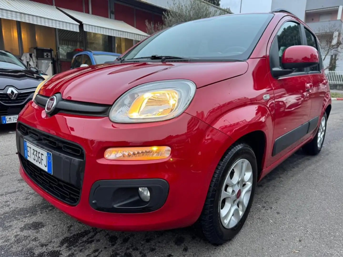 Fiat Panda 1.2 Lounge Rouge - 1