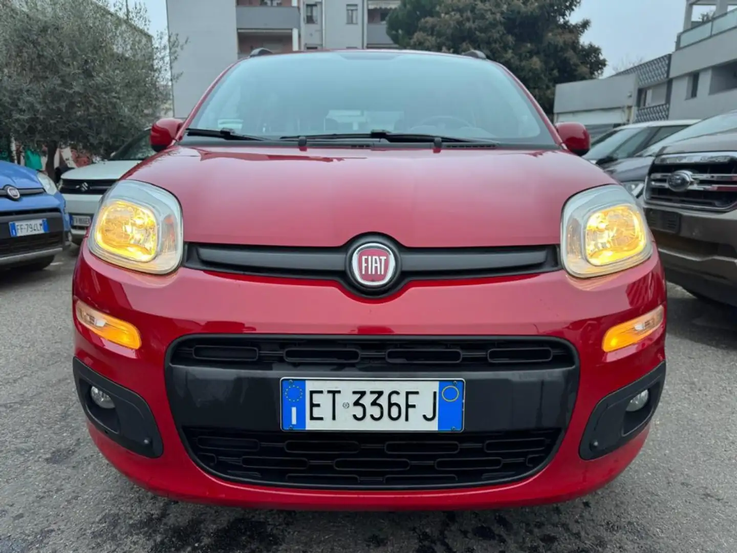 Fiat Panda 1.2 Lounge Rouge - 2