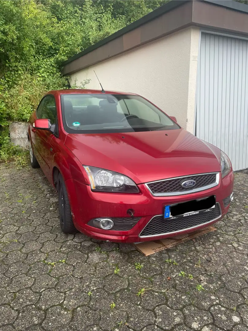 Ford Focus CC Titanium Red - 1
