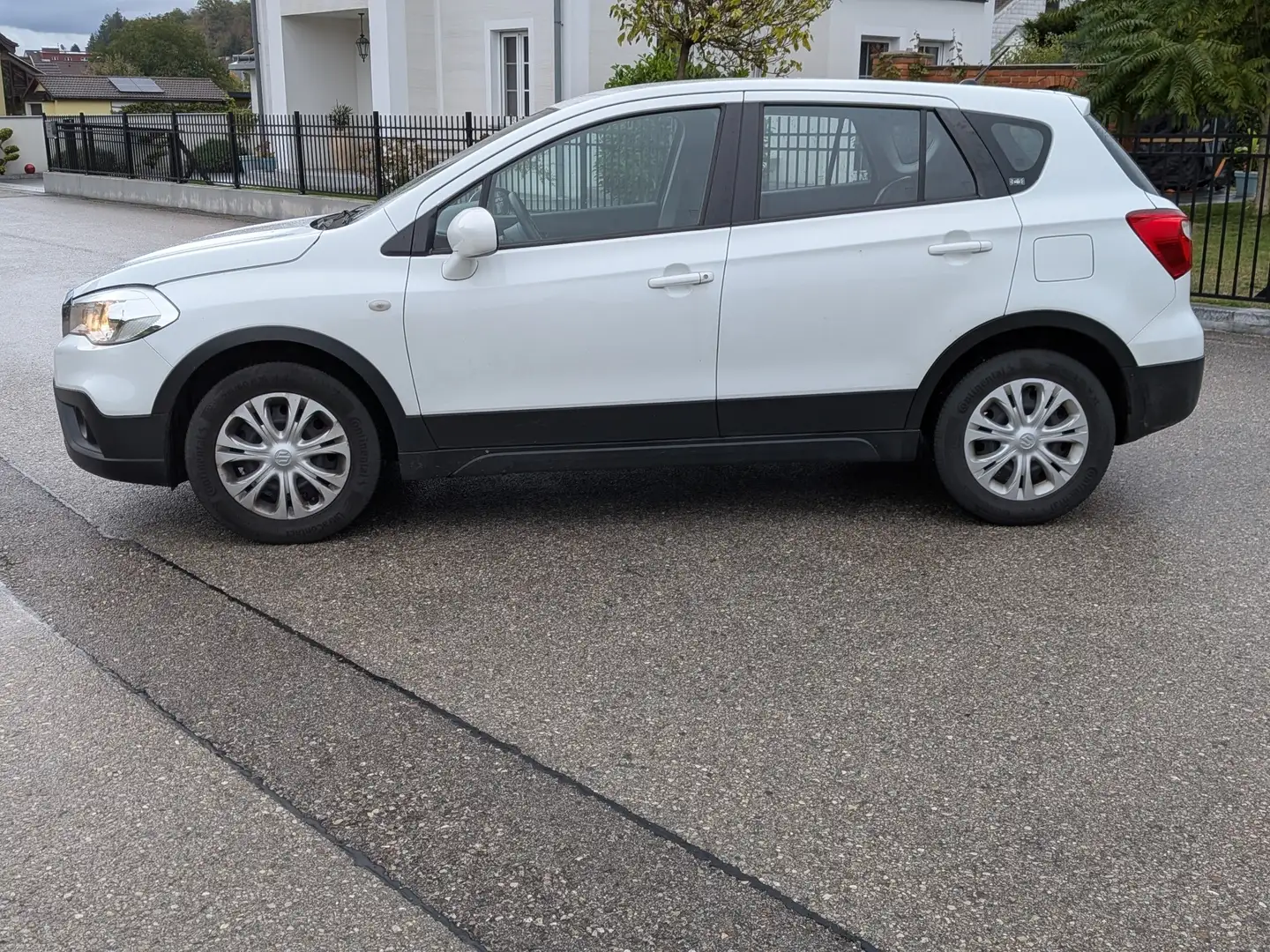 Suzuki SX4 S-Cross 1,0 DITC clear - 2
