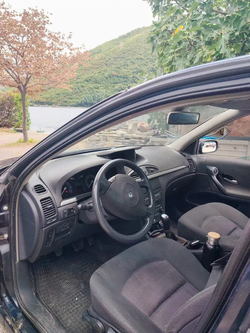 Renault Laguna 1.6 16V Emotion Blau - 2