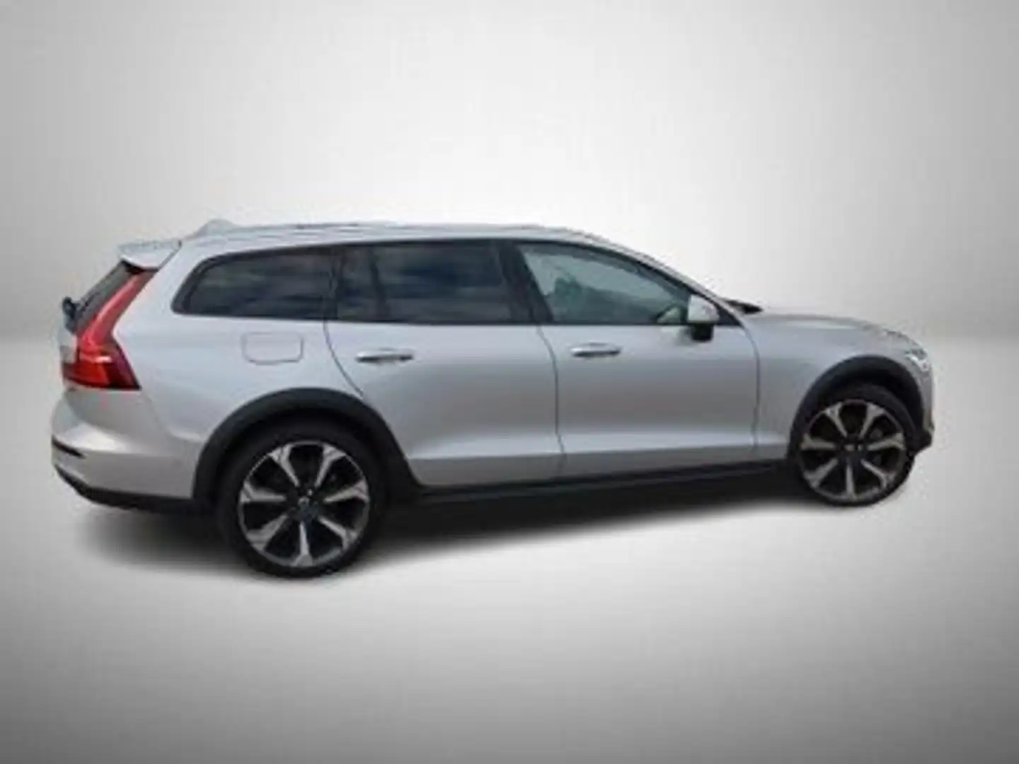 Volvo V60 Cross Country Ultimate AWD Bowers Standh AHK Stříbrná - 2