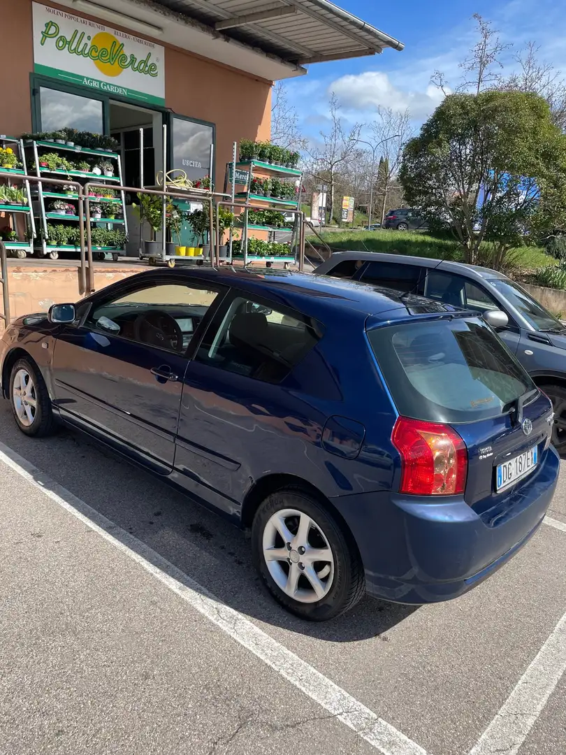 Toyota Corolla 2.0 D-4D Sol - 2