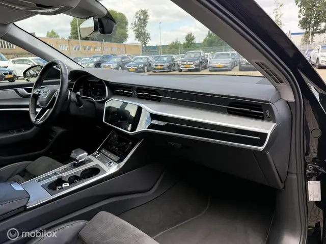 Audi A6 view 14
