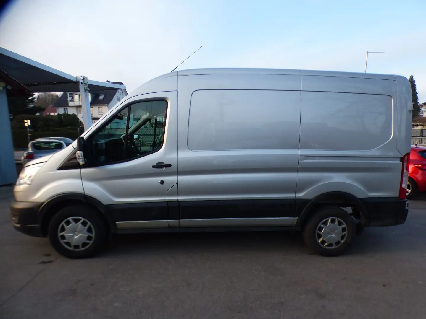 Ford Transit Kasten 350 L2 H2 Trend*AHK*STHZG*4WD* Plateado - 2
