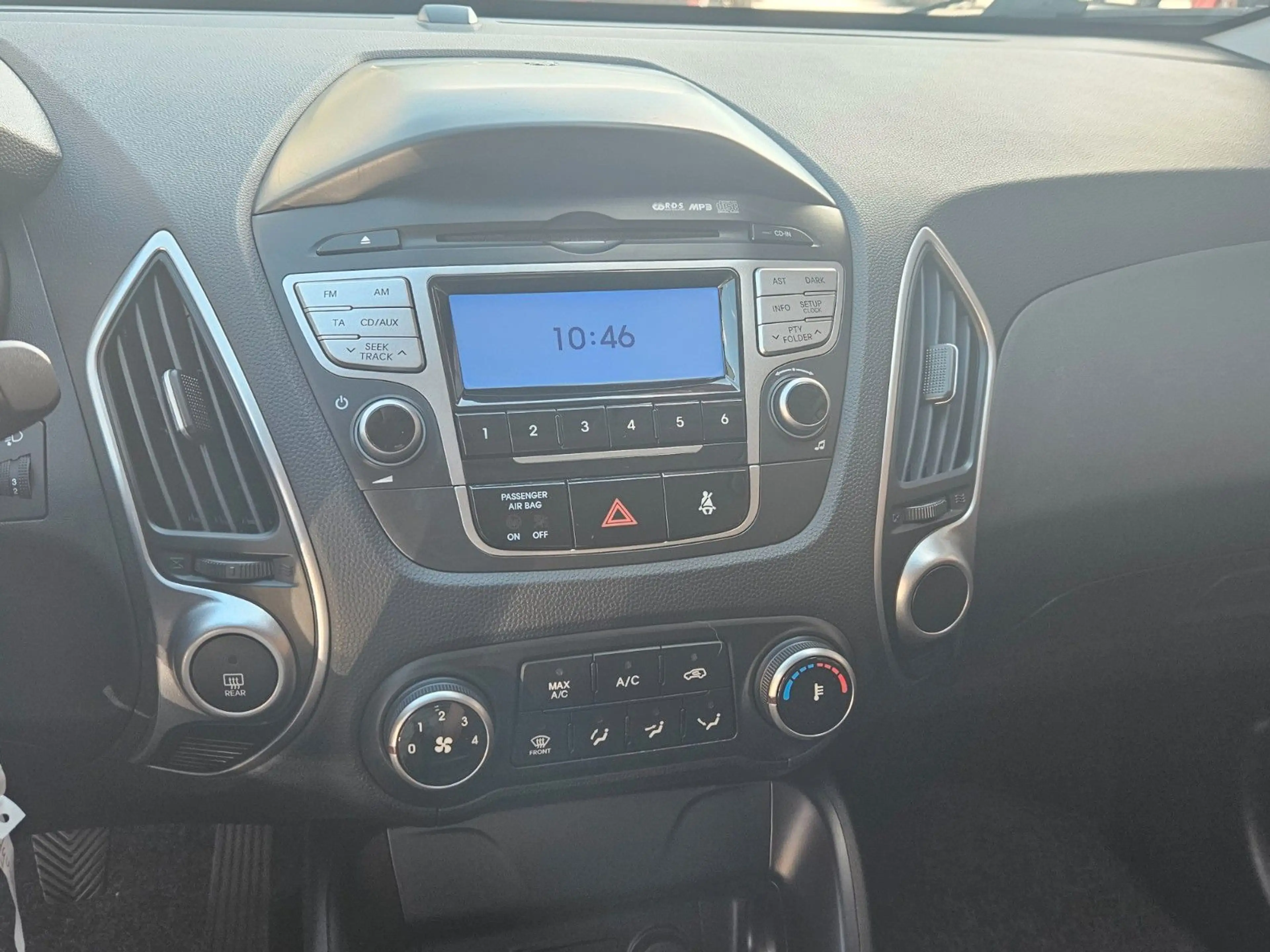 Hyundai iX35 Comfort 2WD — photo 11