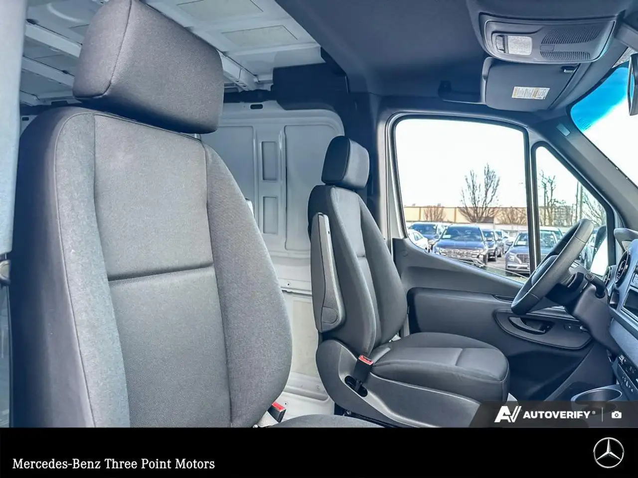 Mercedes-Benz Sprinter снимка Mercedes-Benz Sprinter