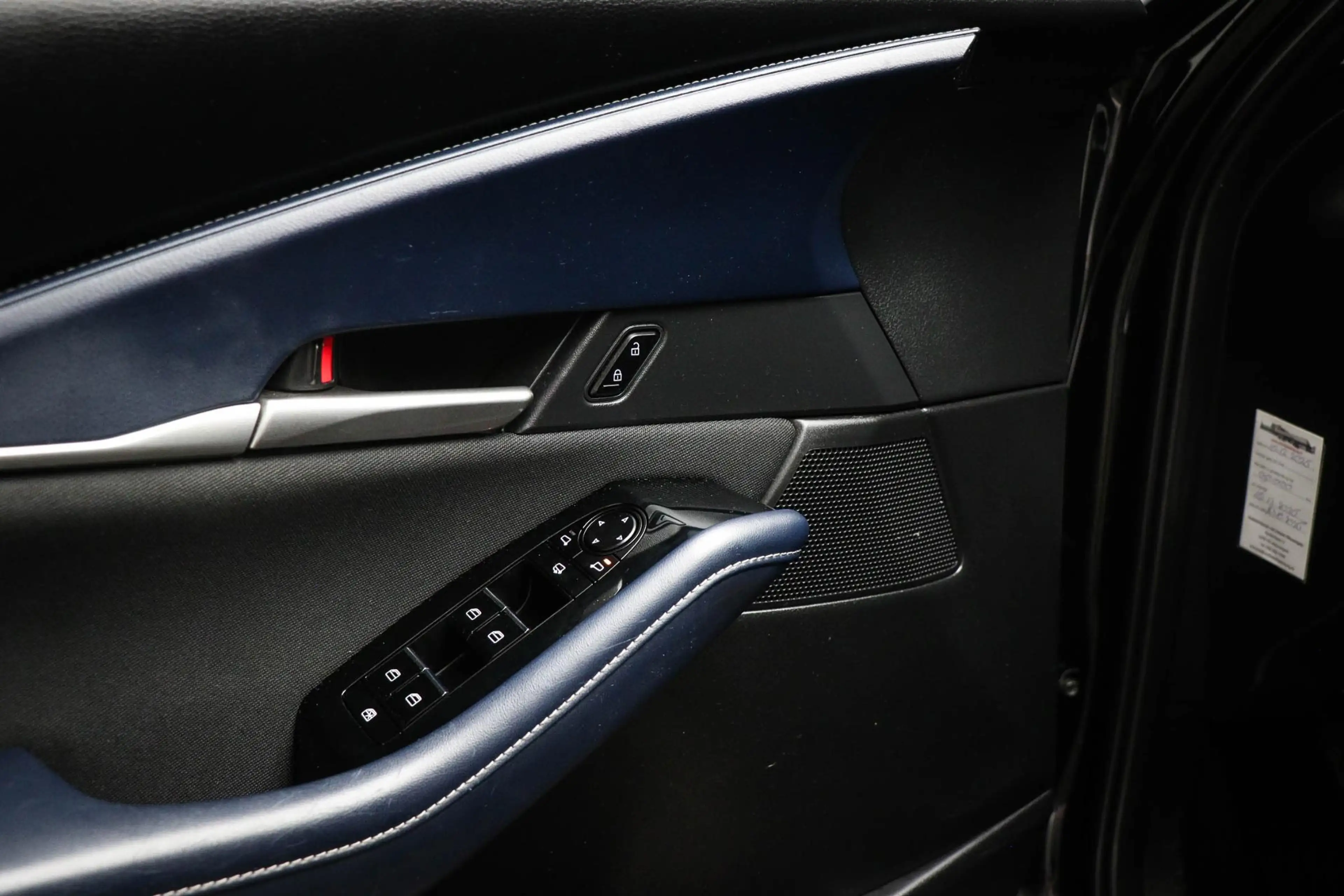 Mazda CX-30 2.0 e-SkyActiv-G M Hybrid | HEAD UP | DAB | APPLE — photo 25