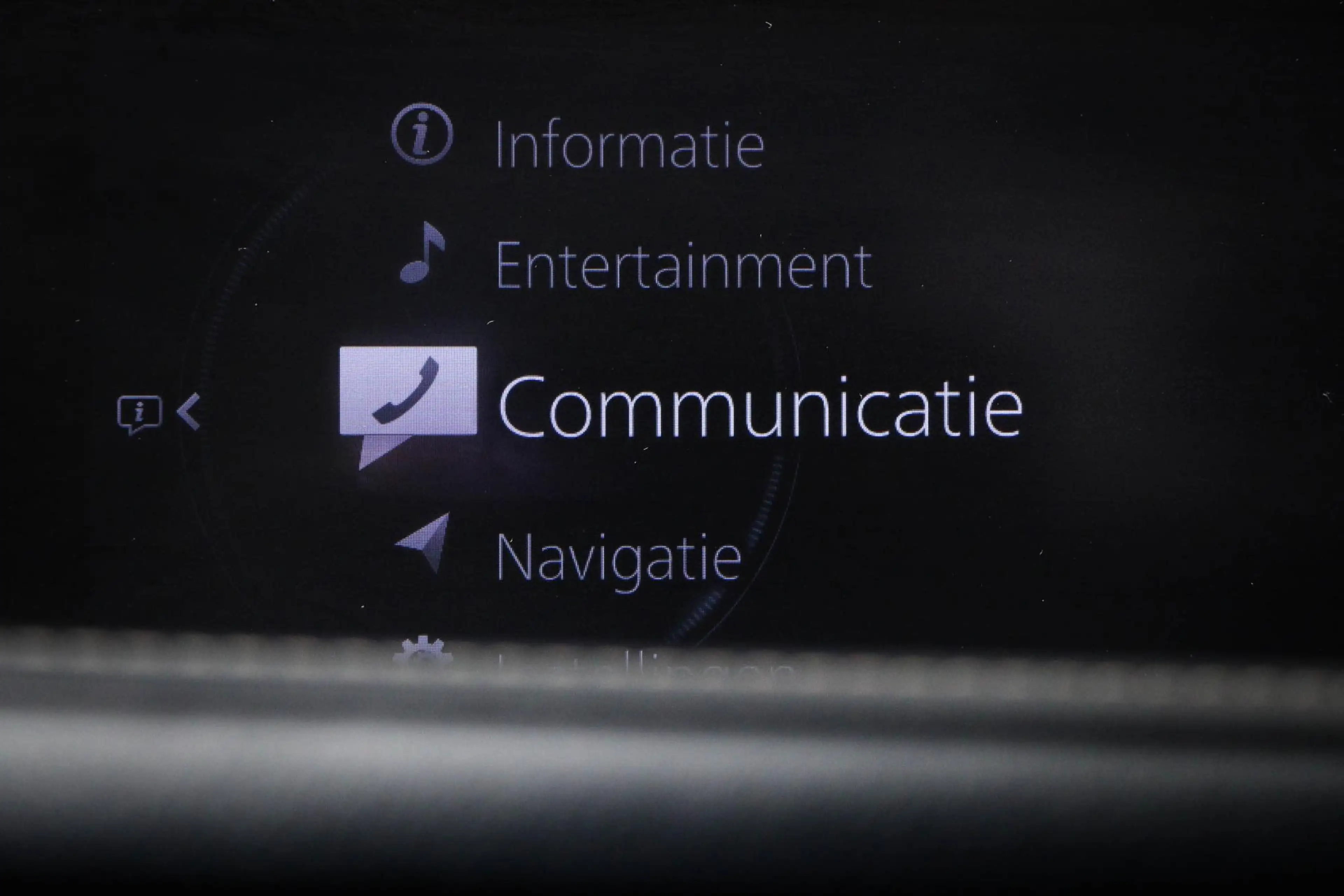 Mazda CX-30 2.0 e-SkyActiv-G M Hybrid | HEAD UP | DAB | APPLE — photo 43