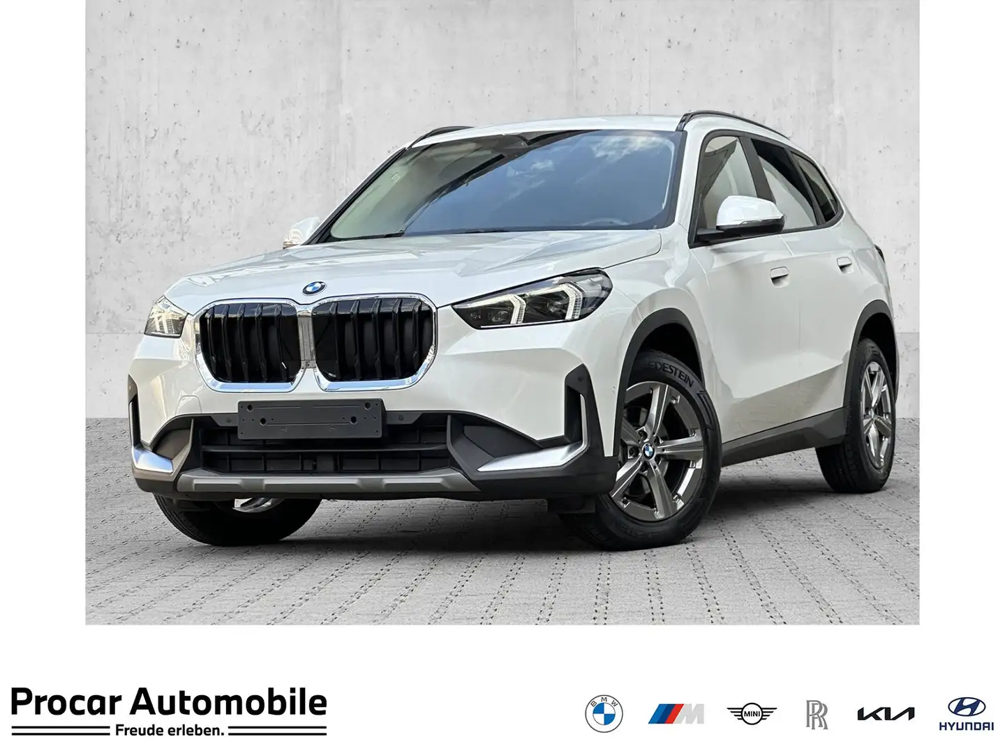 BMW X1 sDrive18d AdapLED Navi DA+ ACC PA RFK DAB Weiß - 1