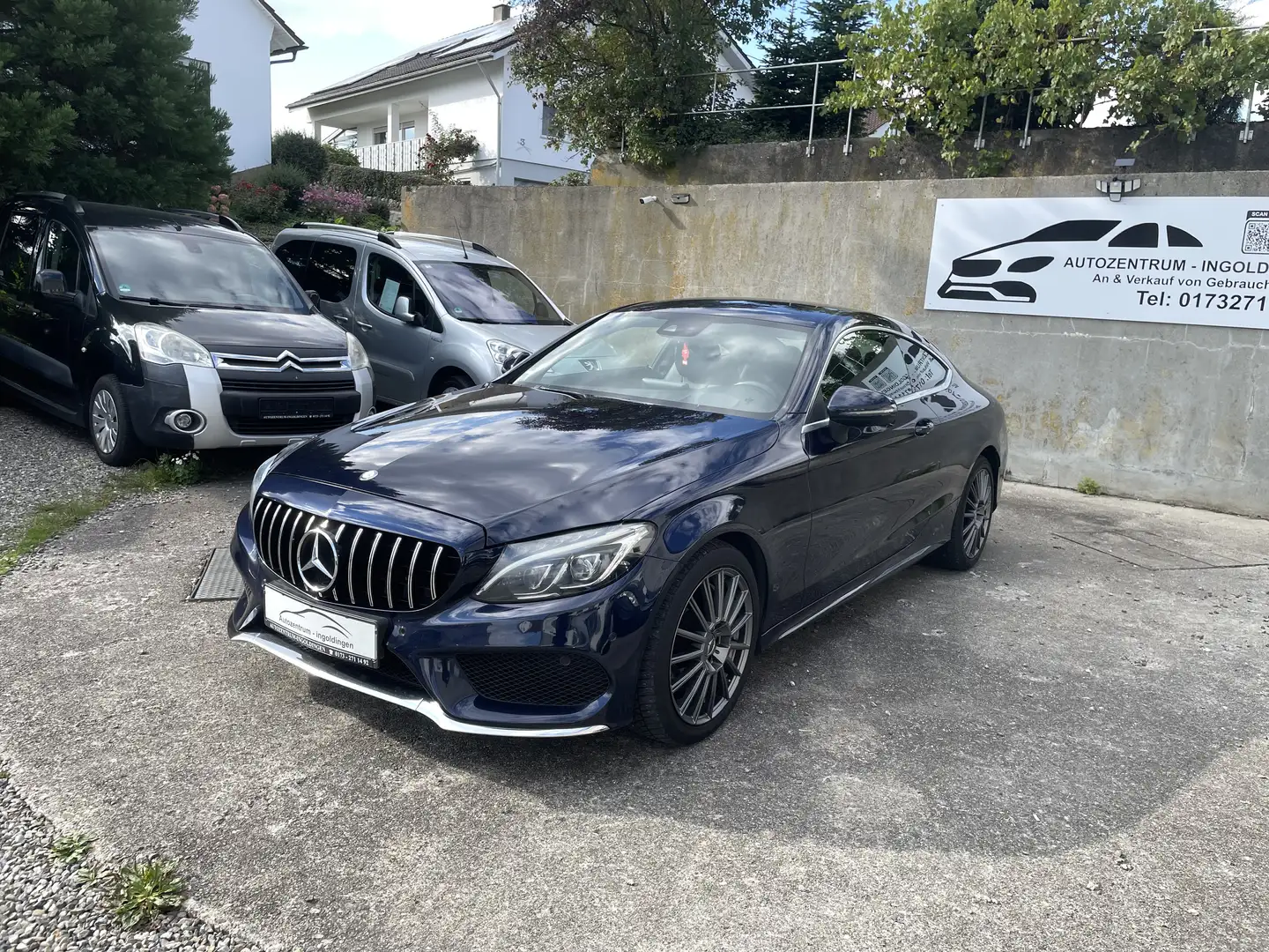 Mercedes-Benz C 300 C 300 Coupe 7G-TRONIC AMG Line Blau - 1