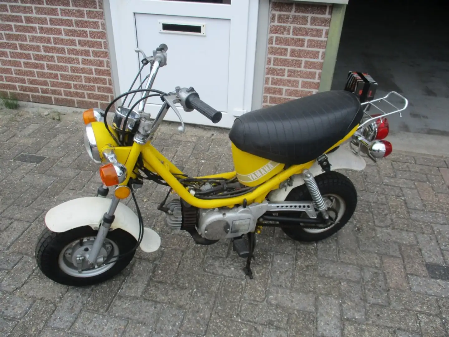 Yamaha 50 cc Geel - 1
