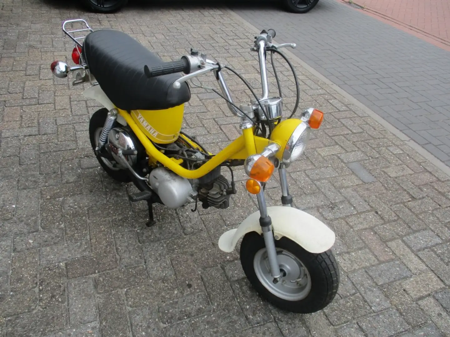 Yamaha 50 cc Geel - 2