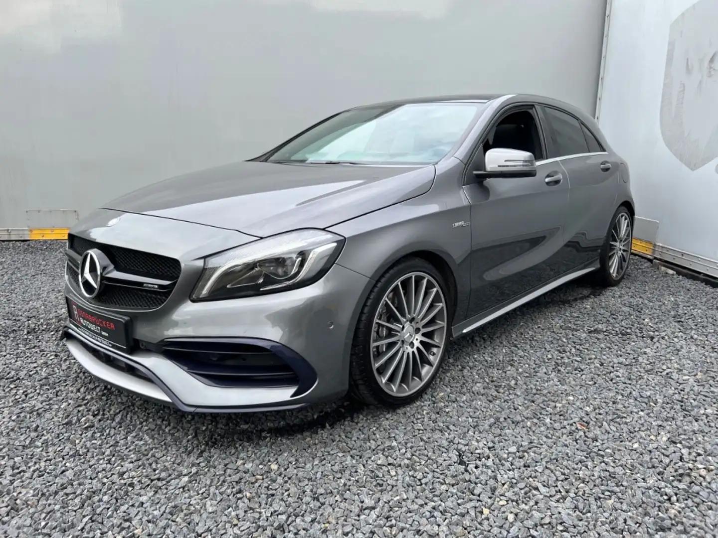 Mercedes-Benz A 45 AMG 4-Matic*381PS*Kamera*Navi*LED*PANO*Shz* Grey - 1