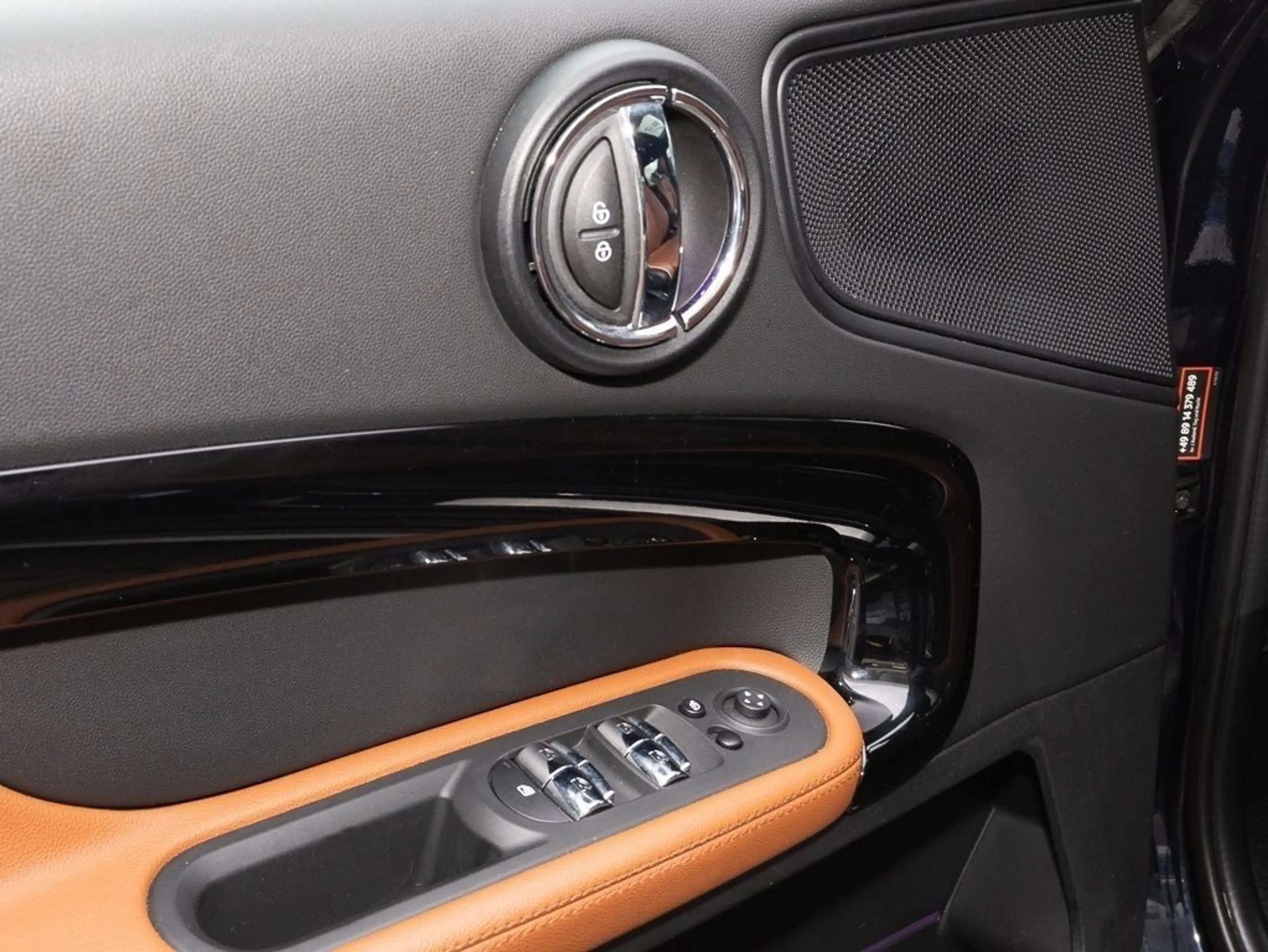 MINI Cooper Countryman HUD PANO ACC RFK NAVI LED DAB — photo 5