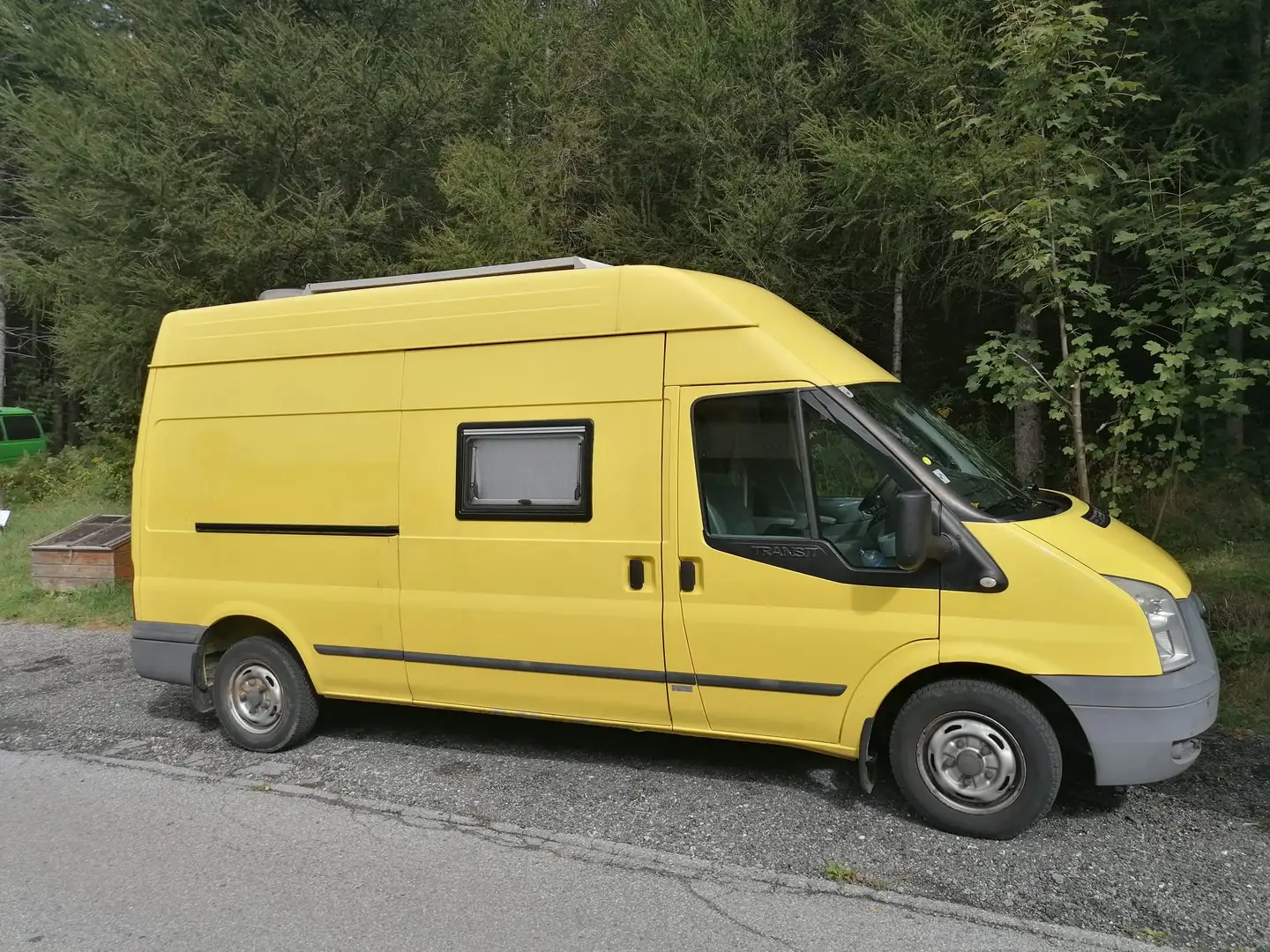 Ford Transit Transit 150L Tourneo LX 4.63 TD Gelb - 1