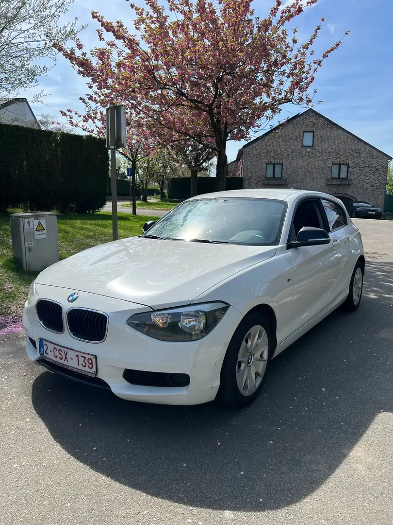 BMW 114 114i Wit - 1
