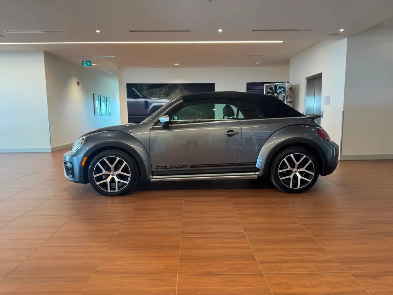 Volkswagen Beetle photo Volkswagen Beetle