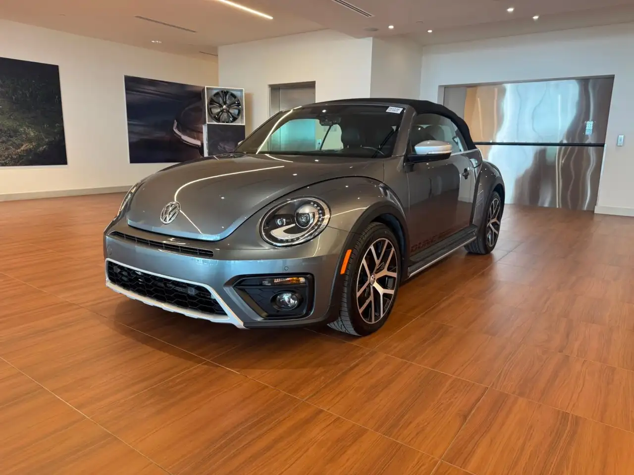 Volkswagen Beetle photo Volkswagen Beetle