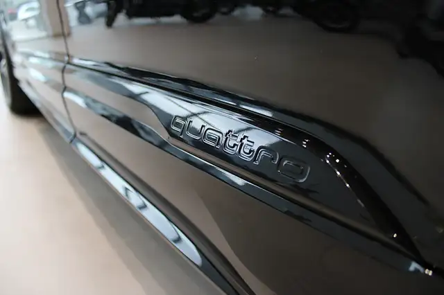 Audi SQ7 TFSI quattro Tiptronic **7-Sitzer** Ansicht 7