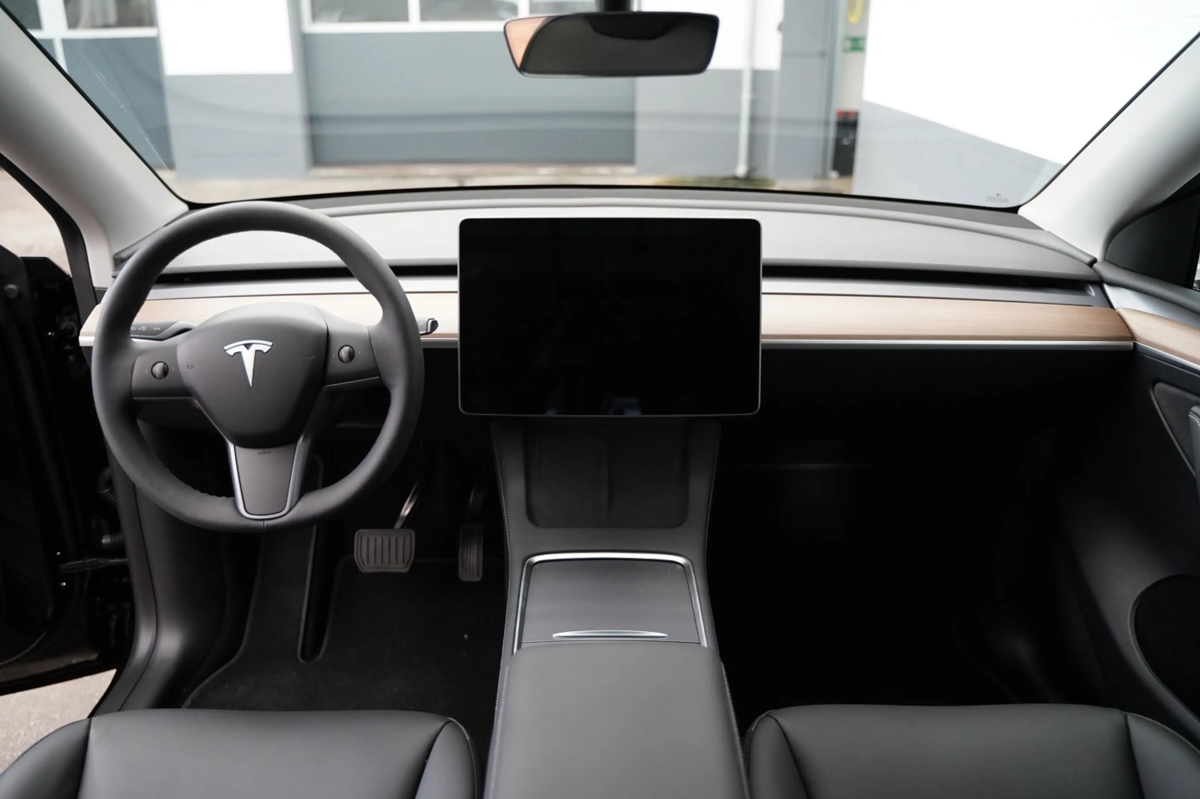 Tesla Model Y Long Range AWD *20-Zoll*Mwst. ausweisbar* — photo 11