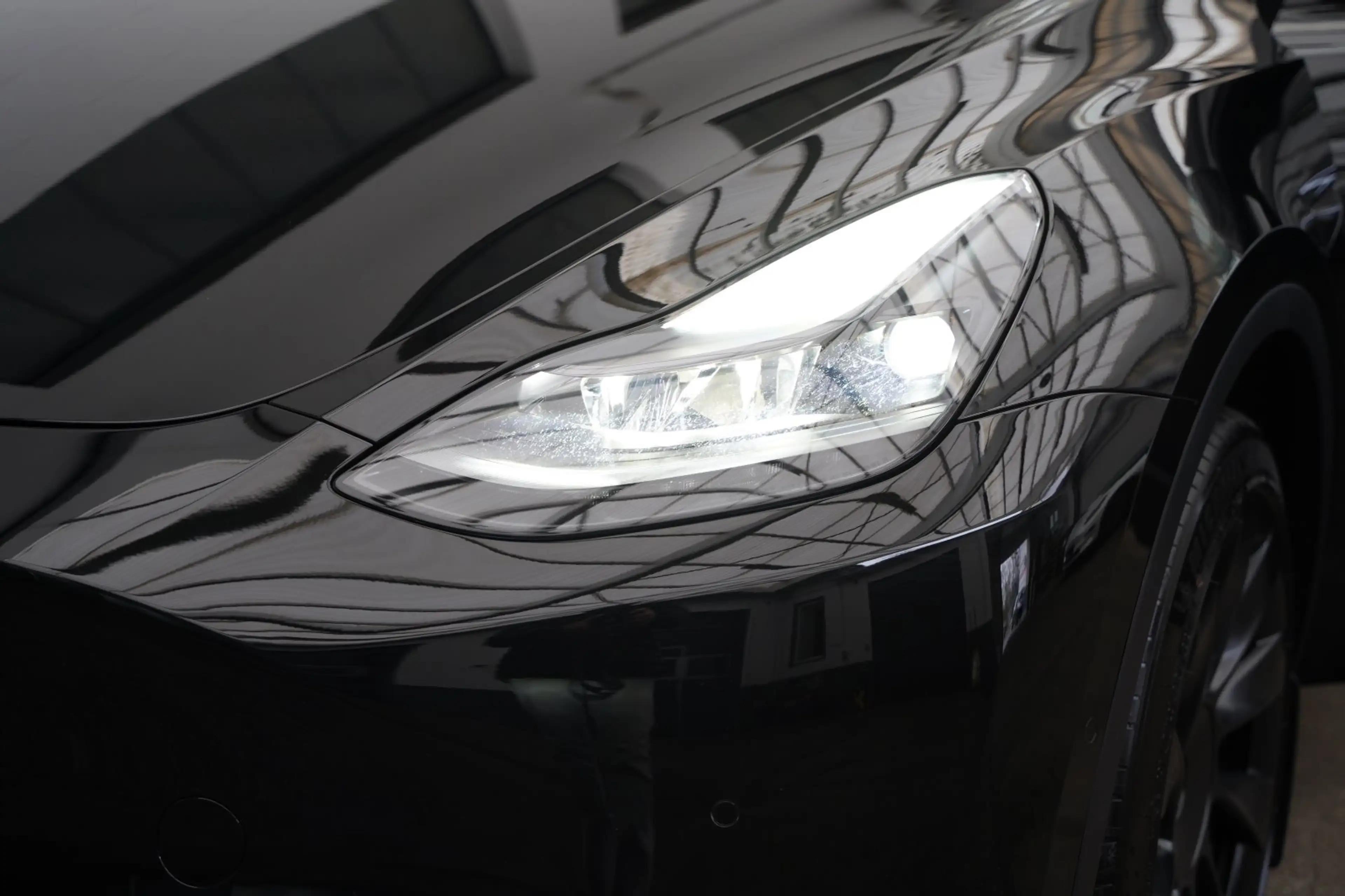 Tesla Model Y Long Range AWD *20-Zoll*Mwst. ausweisbar* — photo 12