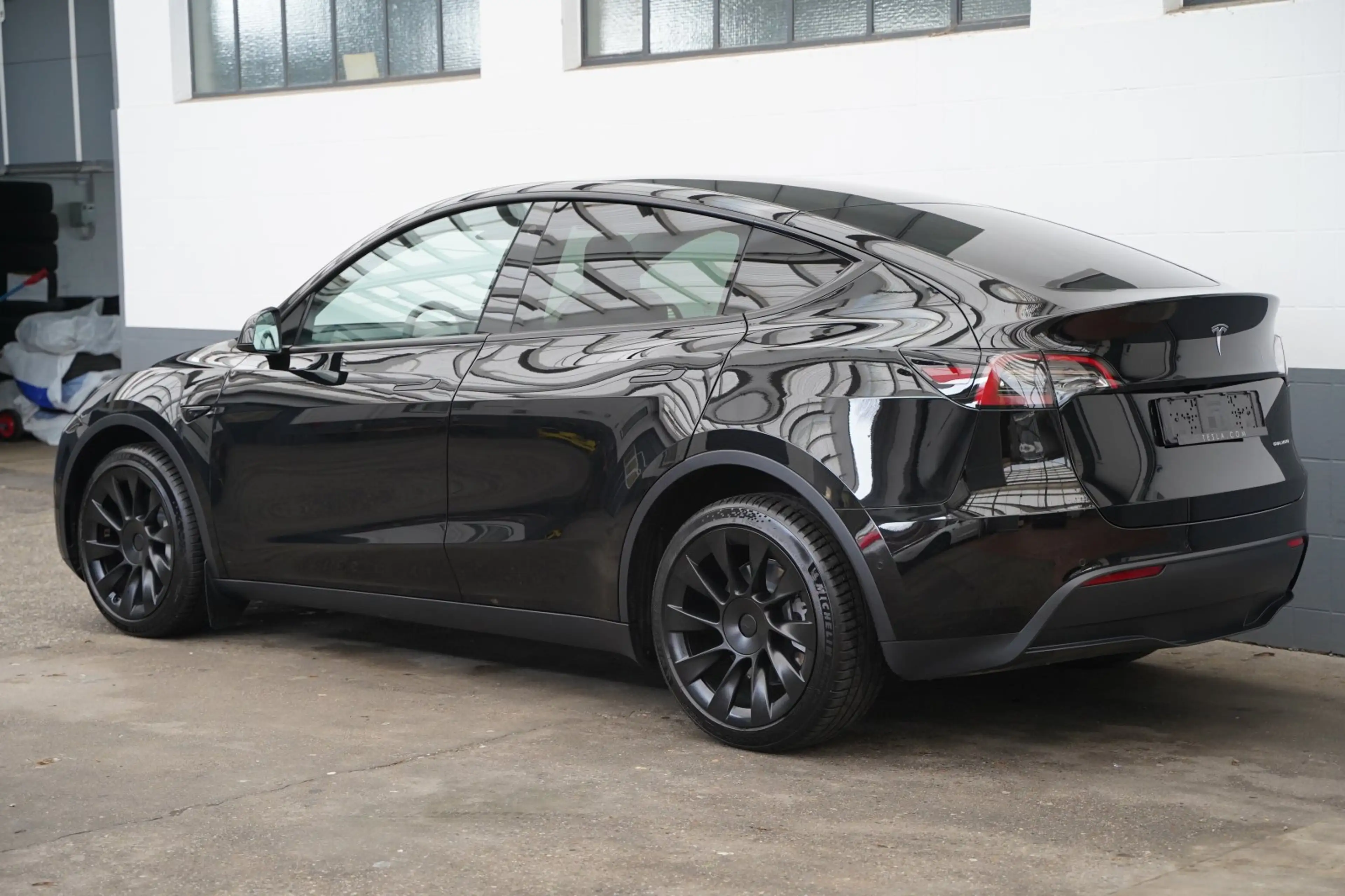 Tesla Model Y Long Range AWD *20-Zoll*Mwst. ausweisbar* — photo 4