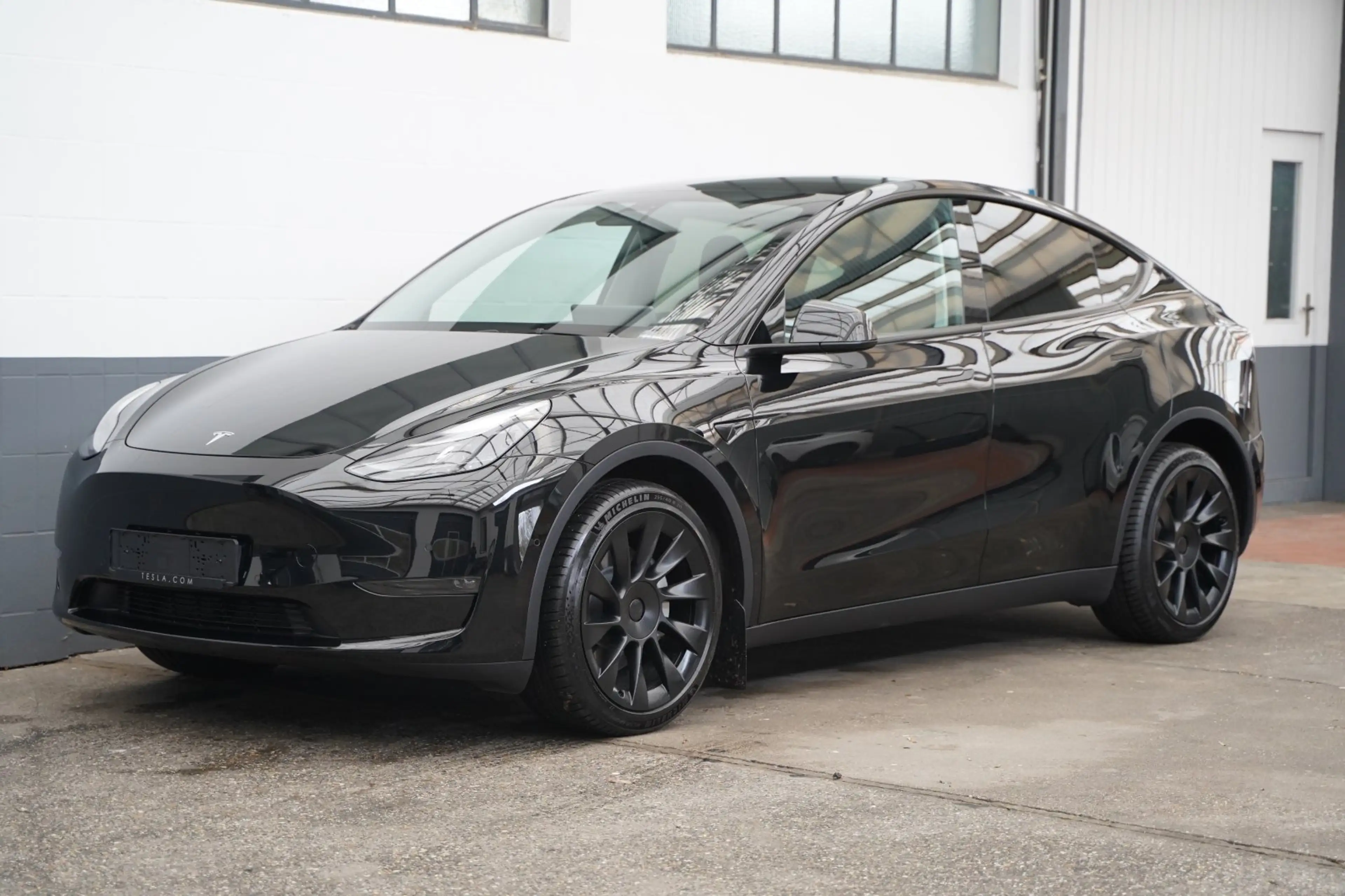 Tesla Model Y Long Range AWD *20-Zoll*Mwst. ausweisbar*