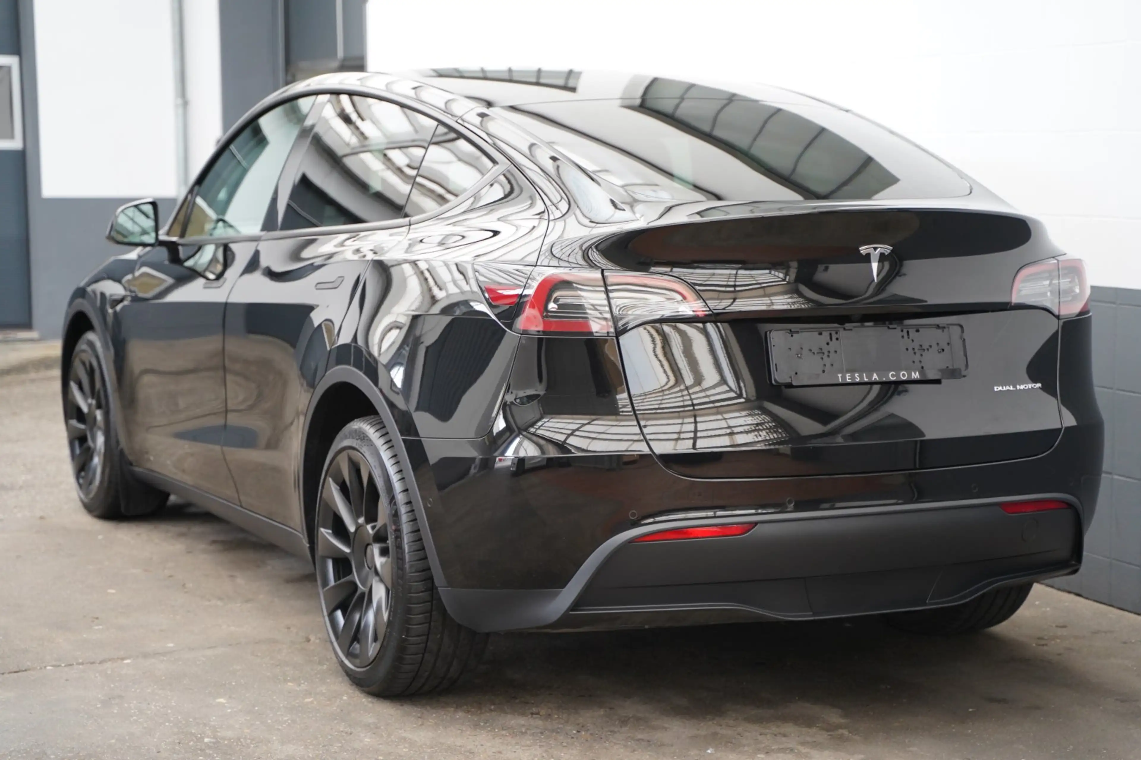 Tesla Model Y Long Range AWD *20-Zoll*Mwst. ausweisbar* — photo 6