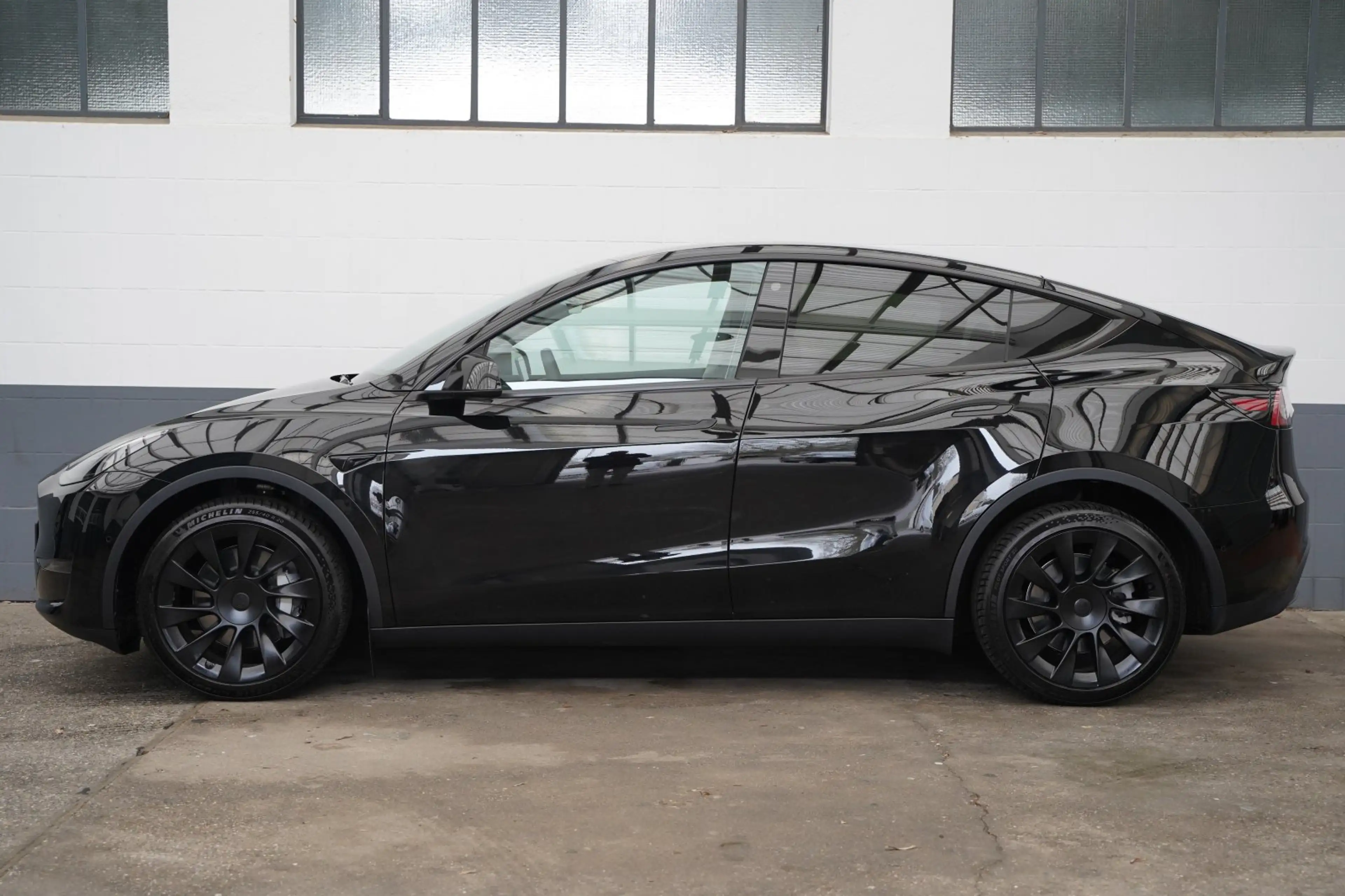 Tesla Model Y Long Range AWD *20-Zoll*Mwst. ausweisbar* — photo 3
