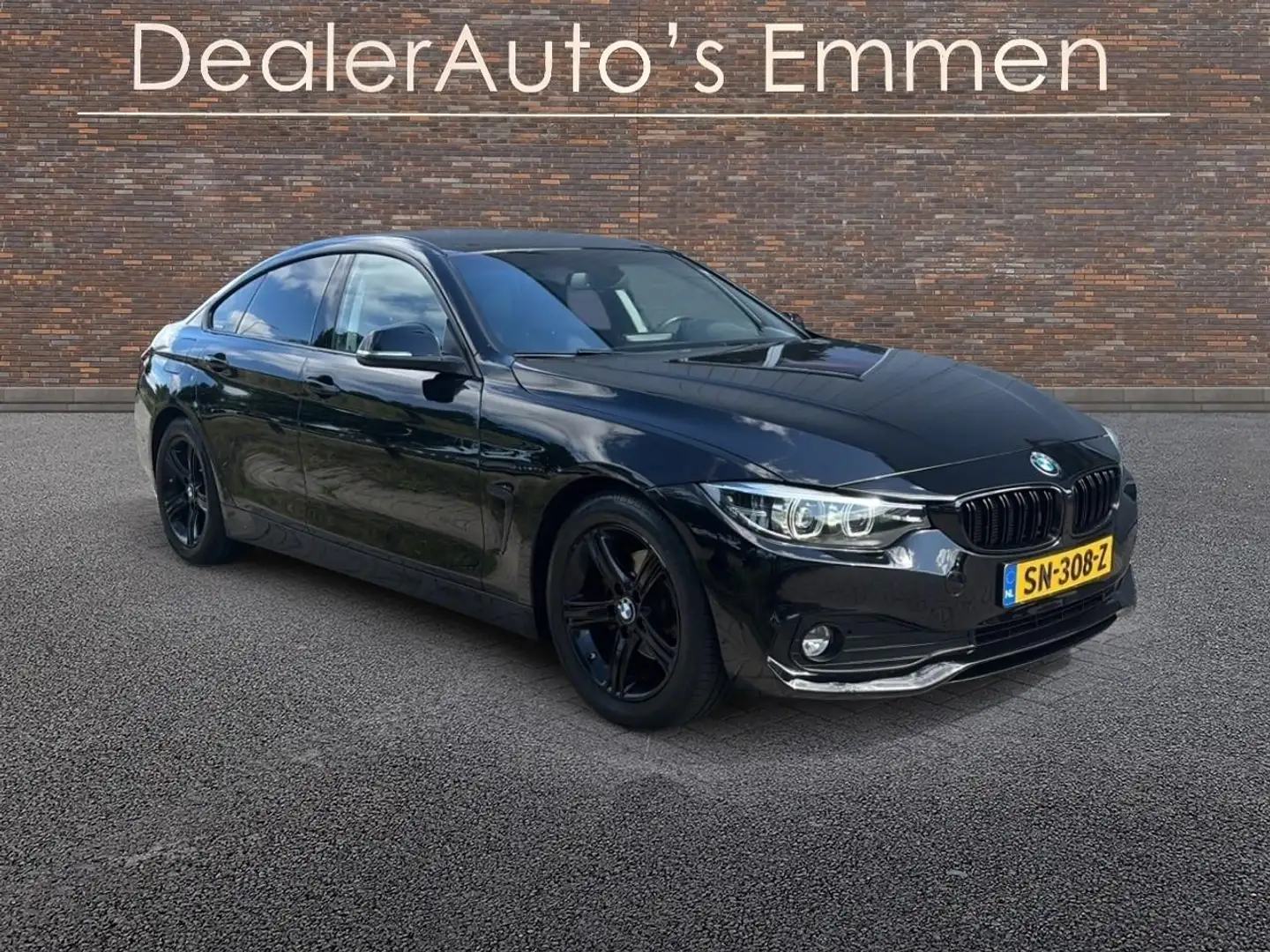 BMW 418 4-serie Gran Coupé 418i ECC LMV NAVIGATIE XENON Negro - 1