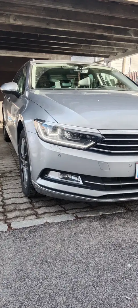 Volkswagen Passat Comfortline 2,0 TDI SCR DSG - 2