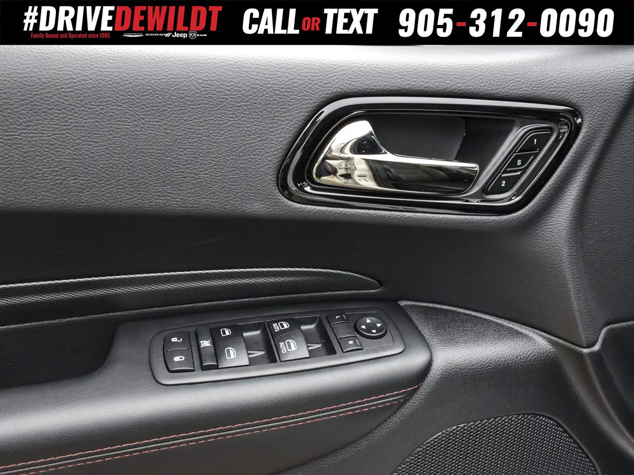 Dodge Durango снимка Dodge Durango