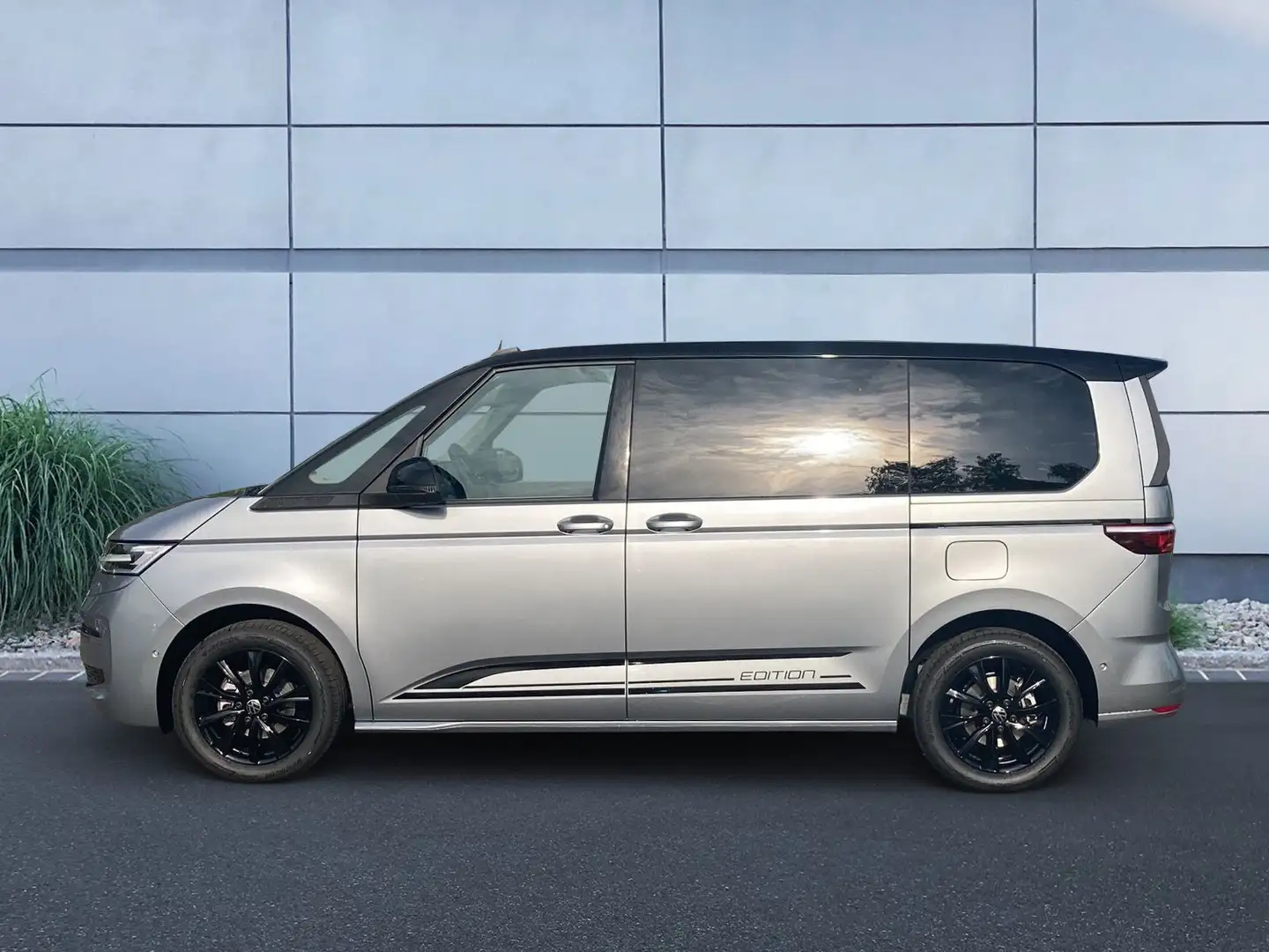 Volkswagen T7 Multivan Edition 2.0 TDI DSG KÜ Zilver - 2