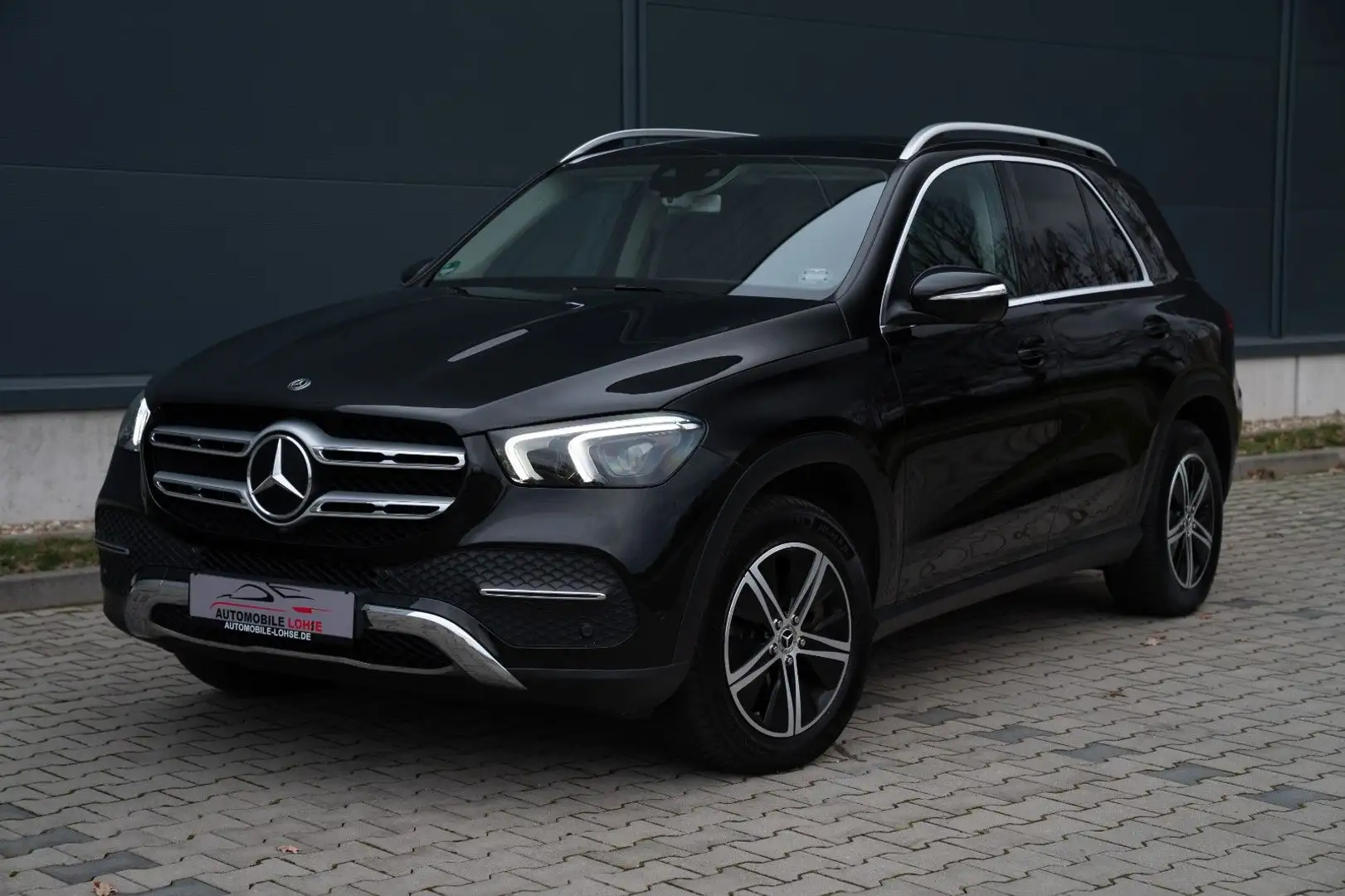 Mercedes-Benz GLE 300 d 4Matic*LED*ACC*360°KAM*MBUX*TWA*SHZ* Schwarz - 1