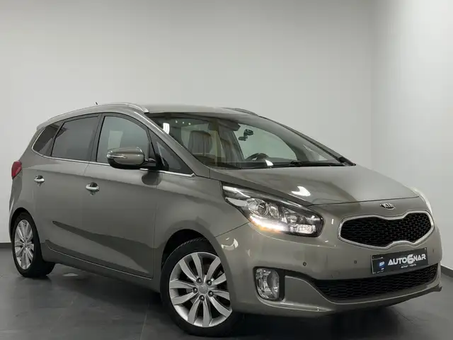 Kia Carens 1.6i - Airco - Carnet