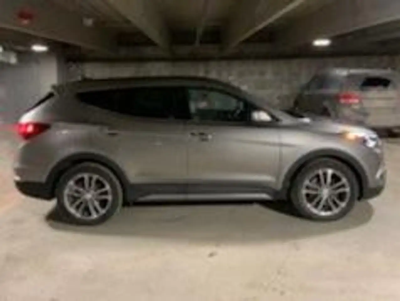 Hyundai SANTA FE снимка Hyundai SANTA FE