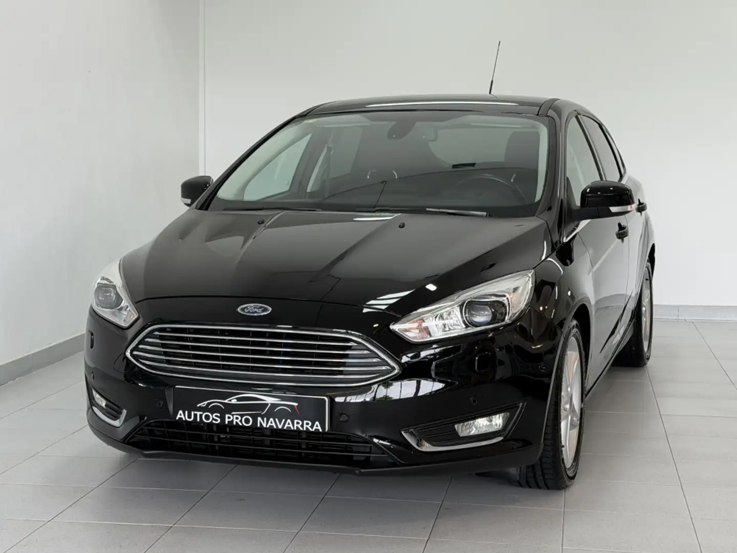 Ford Focus 1.0 Ecoboost Auto-S&S Titanium 125 Negro - 1